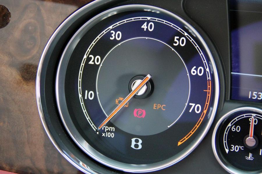  Bentley Continental GTC 2012 года  (фото 20 из 141)